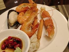 -广州万富希尔顿酒店·感趣自助餐厅·金秋蟹宴生蚝海鲜刺身