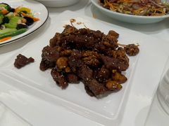黑椒蒜子牛肉粒-大铁勺新津菜(迎水道店)