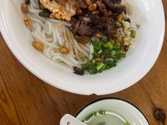 -牛八宝桂林米粉(八里庄店)