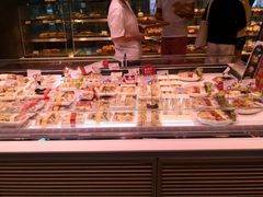 -巴黎贝甜(大宁国际商业广场店)