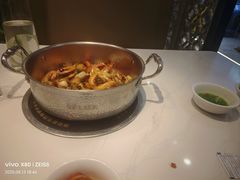 -七欣天香辣蟹火锅(无锡金太湖国际城店)