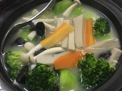 鲜菇蔬菜煲-和平馆·地道港澳茶餐厅(西门口店)
