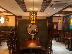 大堂-佬钱湾仔(衣裳街店)