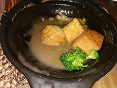自制鲍汁豆腐煲-李记潮汕砂锅粥(营福路店)