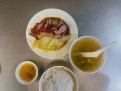 -华香鹅快餐店