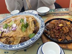 -壹阁胡羊焖饼(特色小吃街店)