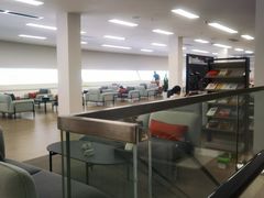 -深圳锦龙奥迪4S店(前海店)