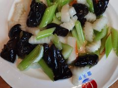 -小船渔村•大连菜•大连焖鱼(明泽街店)