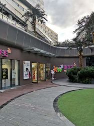 -孩子王(静安大融城店)