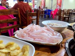 -章记正宗南岗鱼蛋火锅