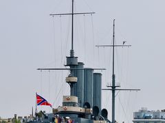 -阿芙乐尔号巡洋舰