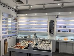 -浮光眼镜·蔡司视觉合作·数字验配中心(陆家嘴店)
