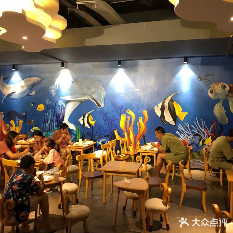 不出昆明，带娃超好玩的四季室内水上乐园