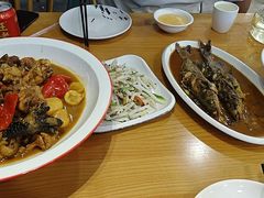 -品鲜村农家菜·阳澄湖大闸蟹(总店)