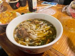 -矮子粉店1985·长沙米粉(湘春路店)
