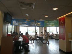 大堂-麦当劳(军博店)