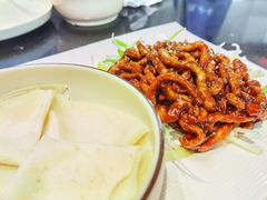 京酱肉丝-鹿港小镇(金虹桥国际中心店)