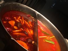 -湊湊火锅·茶憩(新中关购物中心店)