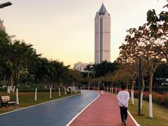 -万绿园