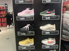 -NIKE上海青浦优选体验店