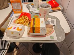 -麦当劳(虹口星荟中心店)