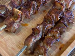 -乡村馕坑肉·烧烤·新疆菜·本地人更爱吃(阿勒泰首店)