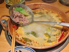 -洱火云南酸菜牛肉火锅(石景山当代商城店)