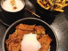 寿喜烧和牛饭-Calia