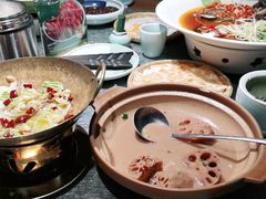 -沅江水·湖南家宴(南村万博长隆商圈店)