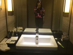 -新海利大酒店(拱北口岸店)