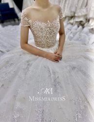 -MISS MIA 婚纱品牌馆