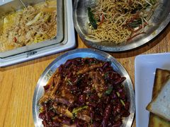-喝丢一只鞋海鲜烧烤·海肠捞饭(文体街店)