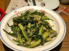 -黄泥岗·地道湖北菜(奥特莱斯店)