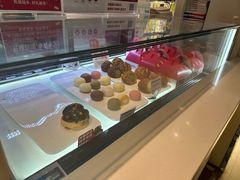 -西树泡芙(湖滨银泰in77B区店)