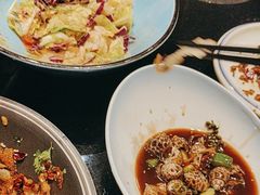 -川流不息·地道川菜·小龙虾(新松江路店)