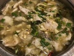 -金良酸菜鱼(宁海路总店)