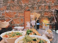 Banhmi-Cô Thành Restaurant