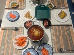 -金马门国际美食百汇(珞喻路店)