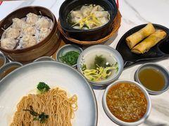 蟹粉小笼包-馋三尺蟹粉小笼(人民广场店)