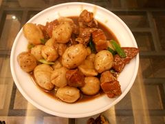 芋头烧肉-老季市·三代非遗传承·地标美食老汁鸡(工农路店)