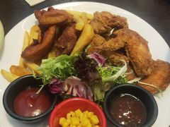 炸鸡拼盘-机器人火炉披萨(爱琴海店)