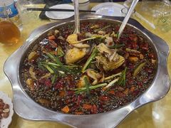 -乡土特色.冷锅鱼.牦牛肉汤锅