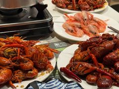 -金马门国际美食百汇(珞喻路店)