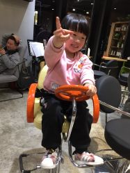 -艾米莉 烫染沙龙