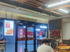 大堂-汉堡王(仲盛世界商城店)