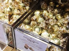 -VENCHI 闻绮(北京国贸商城店)