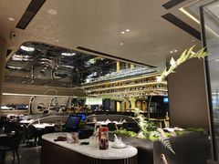 大堂-领鲜天下·焗海鲜·花胶鸡(天目里店)