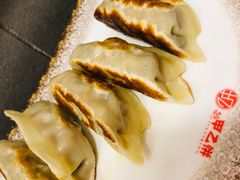 -甲乙饼·北京手工肉饼(西直门凯德茂店)