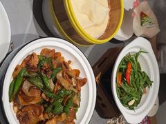 -褚记烤鸭·南京家常菜(雨花客厅店)