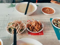 -金城包子牛肉灌汤包(台东四路店)